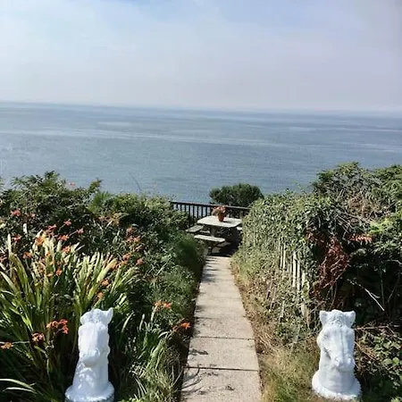 Wildly Romantic Cliff Porthleven